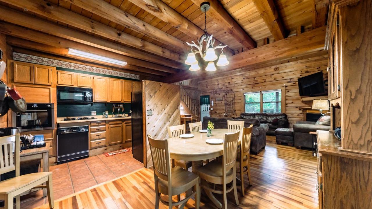 Log Cabin Motor Court アシュビル エクステリア 写真